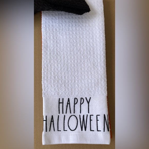Rae Dunn BOO HAPPY HALLOWEEN SPOOKY Kitchen Towel Set of 3 NEW - Picture 2 of 3